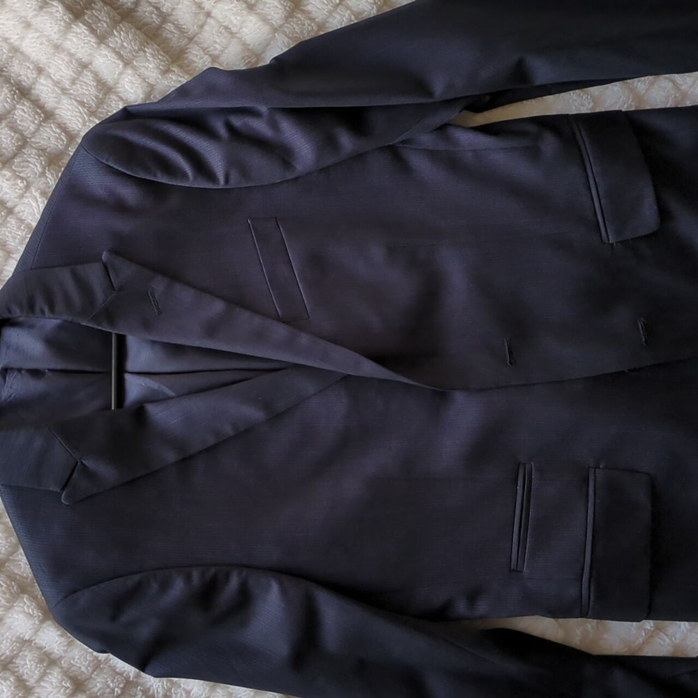 J Ferrar Blazer...Slim 38R Black/Navy Pinstripe